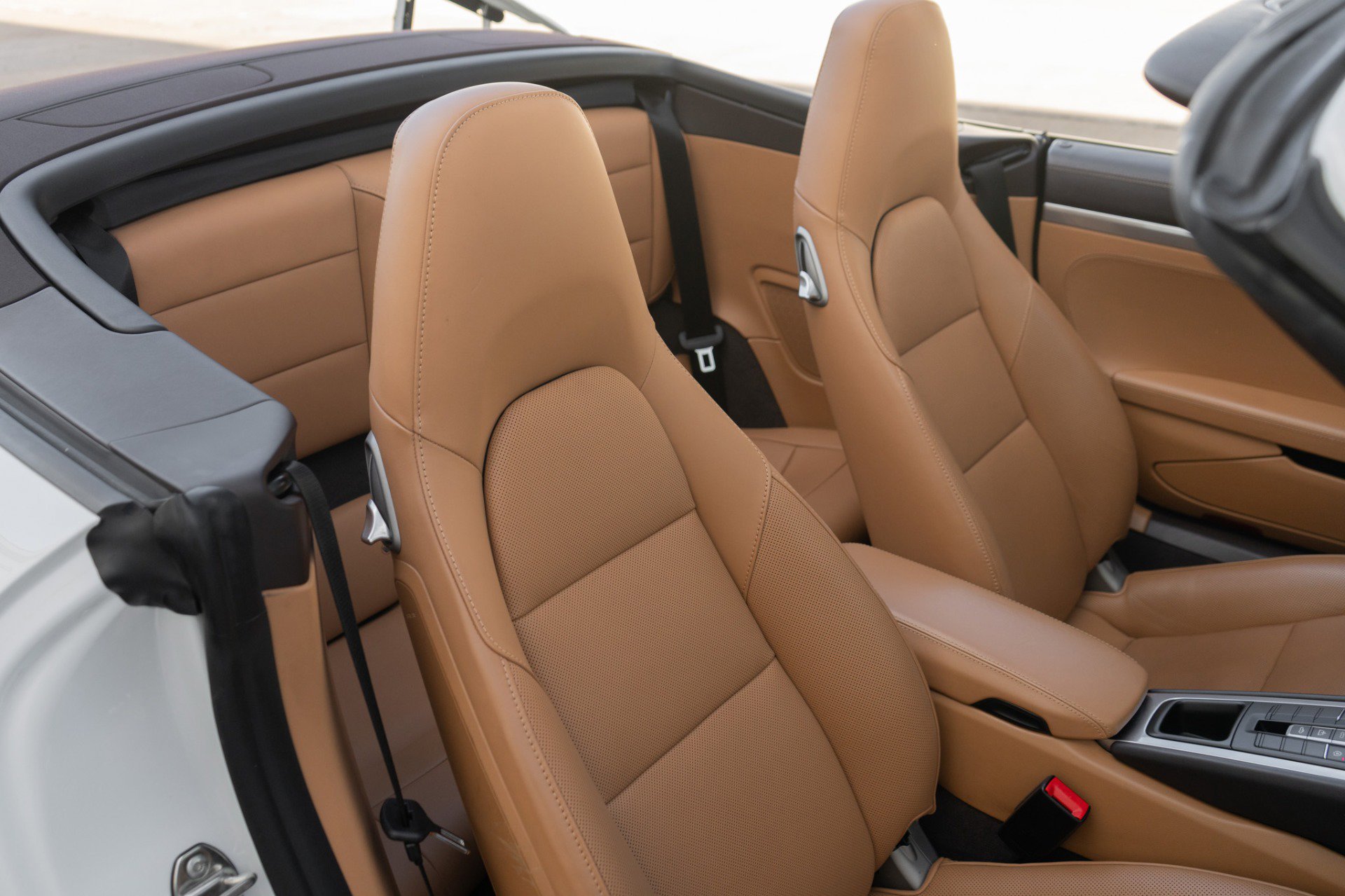 Used 2018 Porsche 911 Carrera 4S image 28