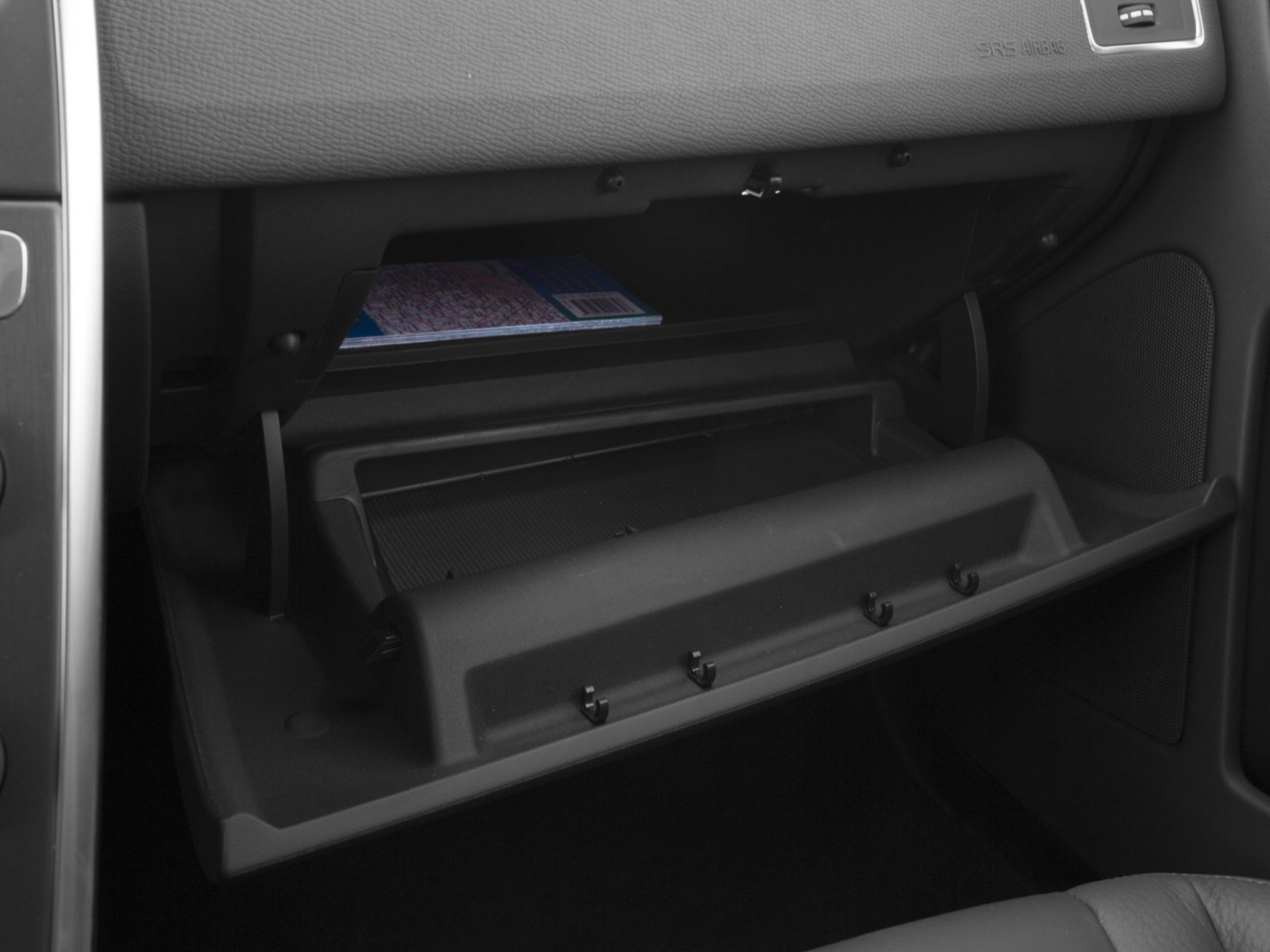 Used 2017 Volvo XC60 T6 Dynamic w/ Preferred Option Package image 14