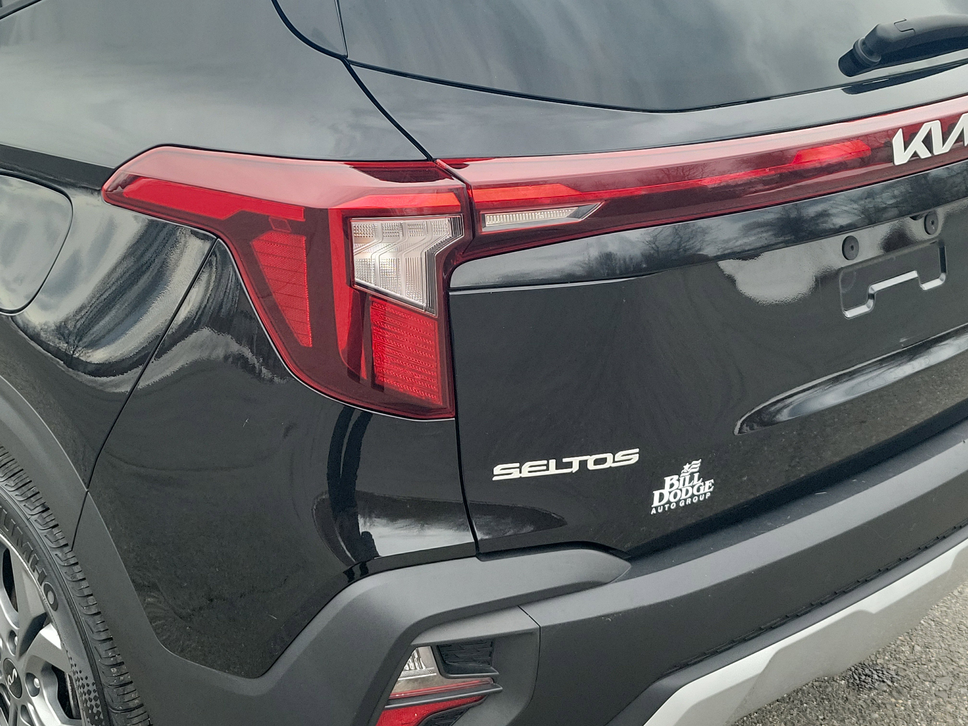 Used 2024 Kia Seltos LX image 11