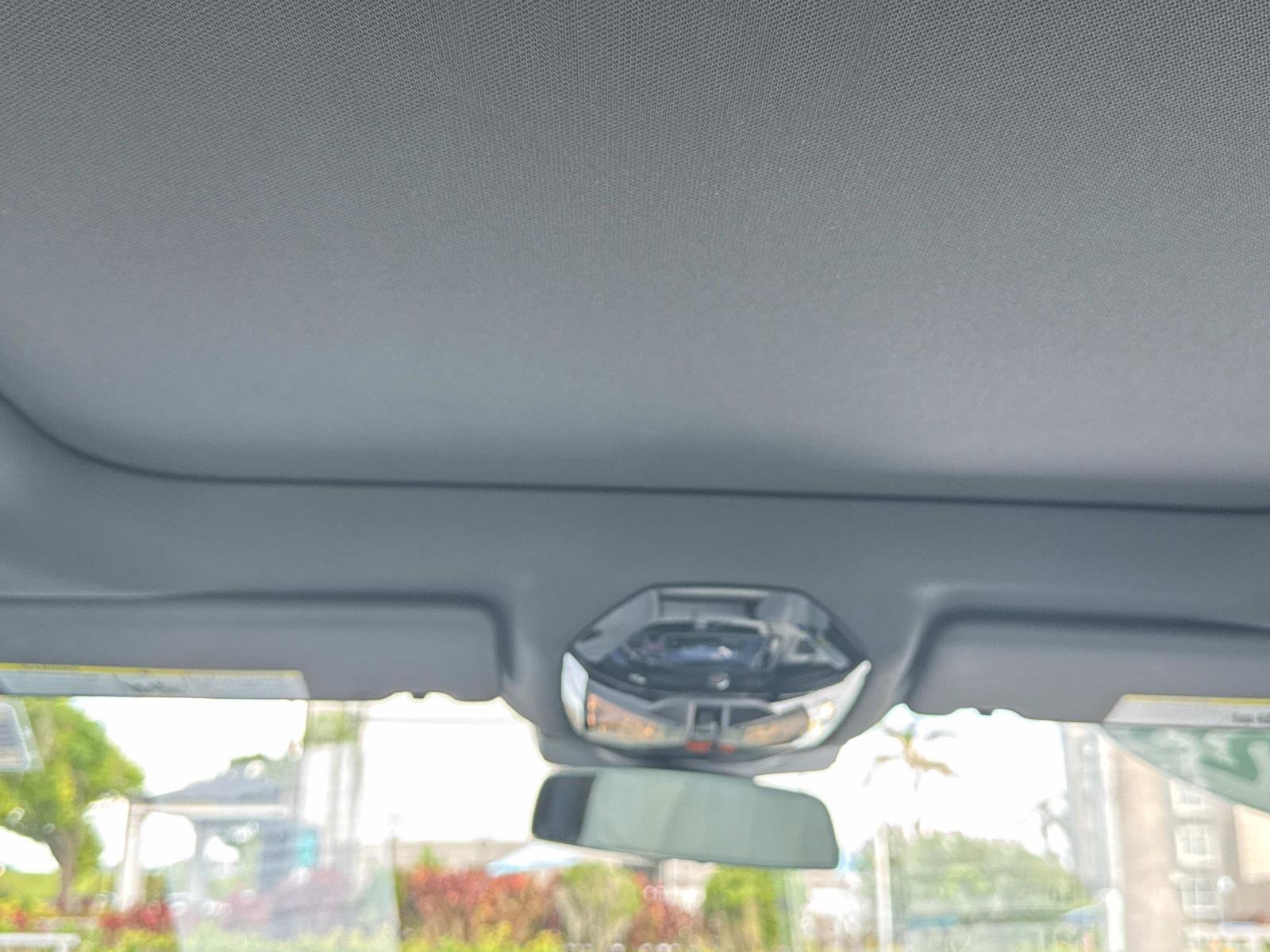 Certified 2025 BMW 530i w/ M Sport Package image 15