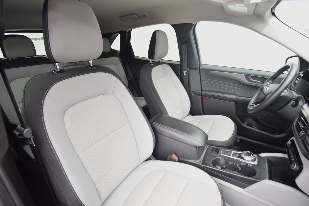 Used 2024 Ford Escape Active w/ Tech Pack #1 AWD/4WD image 19