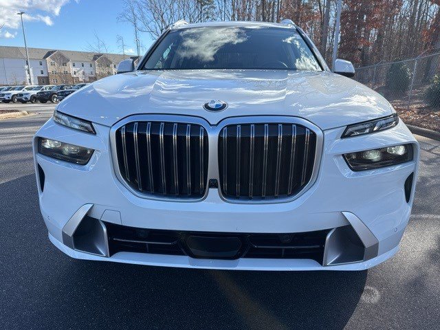 Certified 2024 BMW X7 xDrive40i w/ Premium Package image 9
