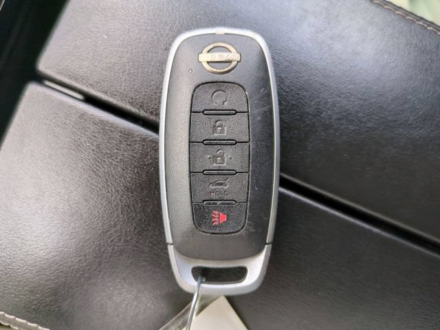 Used 2023 Nissan Rogue SL AWD/4WD image 29