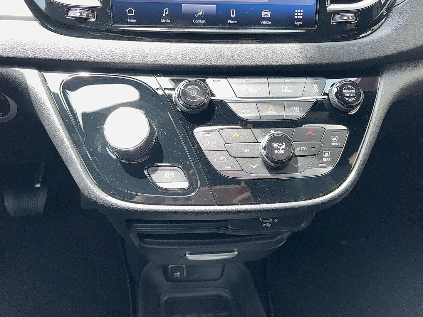 New 2027 Chrysler Pacifica LX FWD image 25