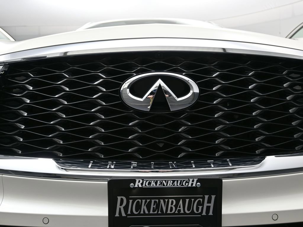 Certified 2025 INFINITI QX60 Luxe w/ Cargo Package image 9