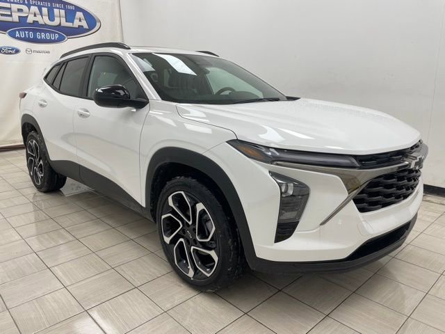 New 2026 Chevrolet Trax RS w/ Sunroof Package image 1