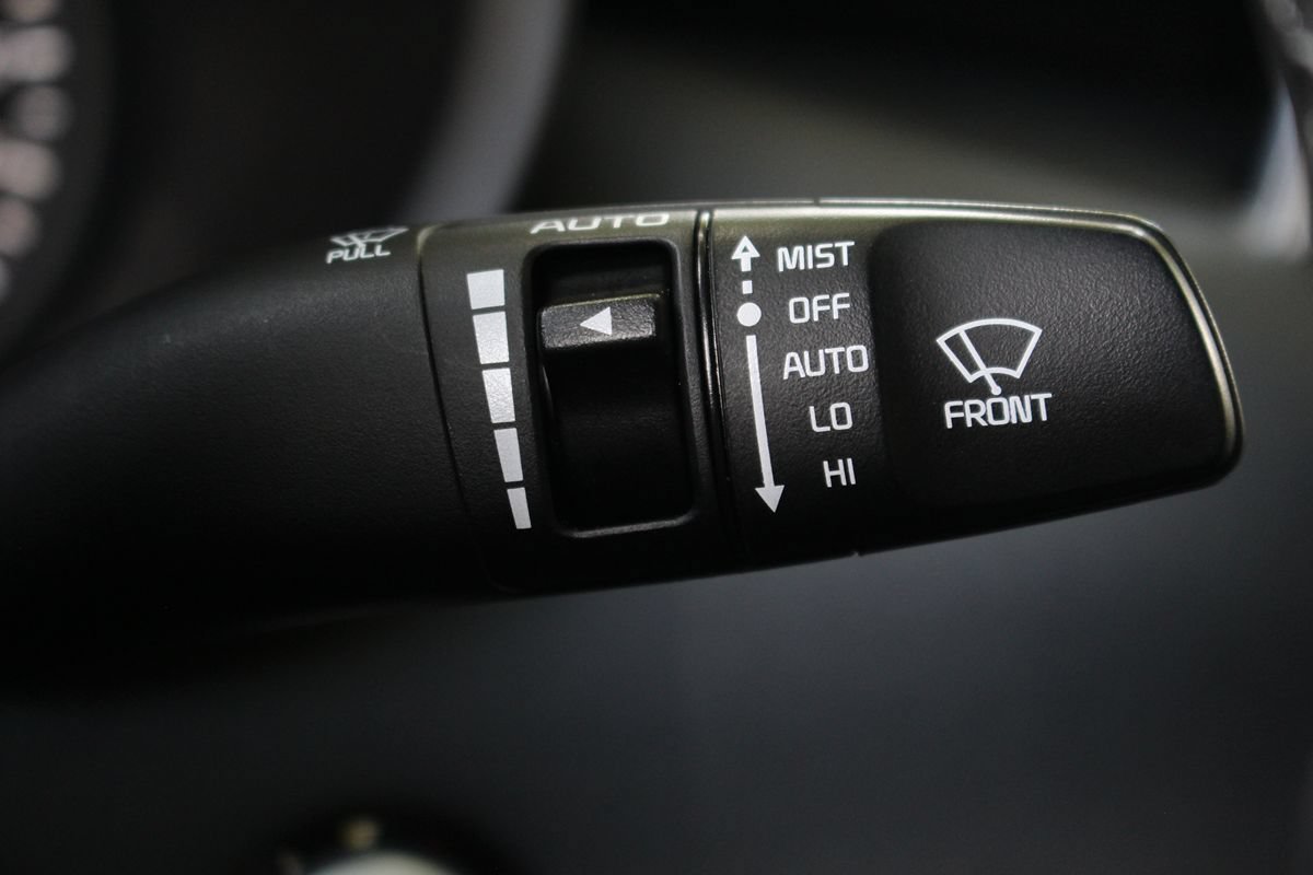 Used 2018 Kia Stinger GT2 RWD image 28