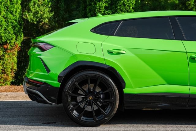 Used 2021 Lamborghini Urus AWD/4WD image 13