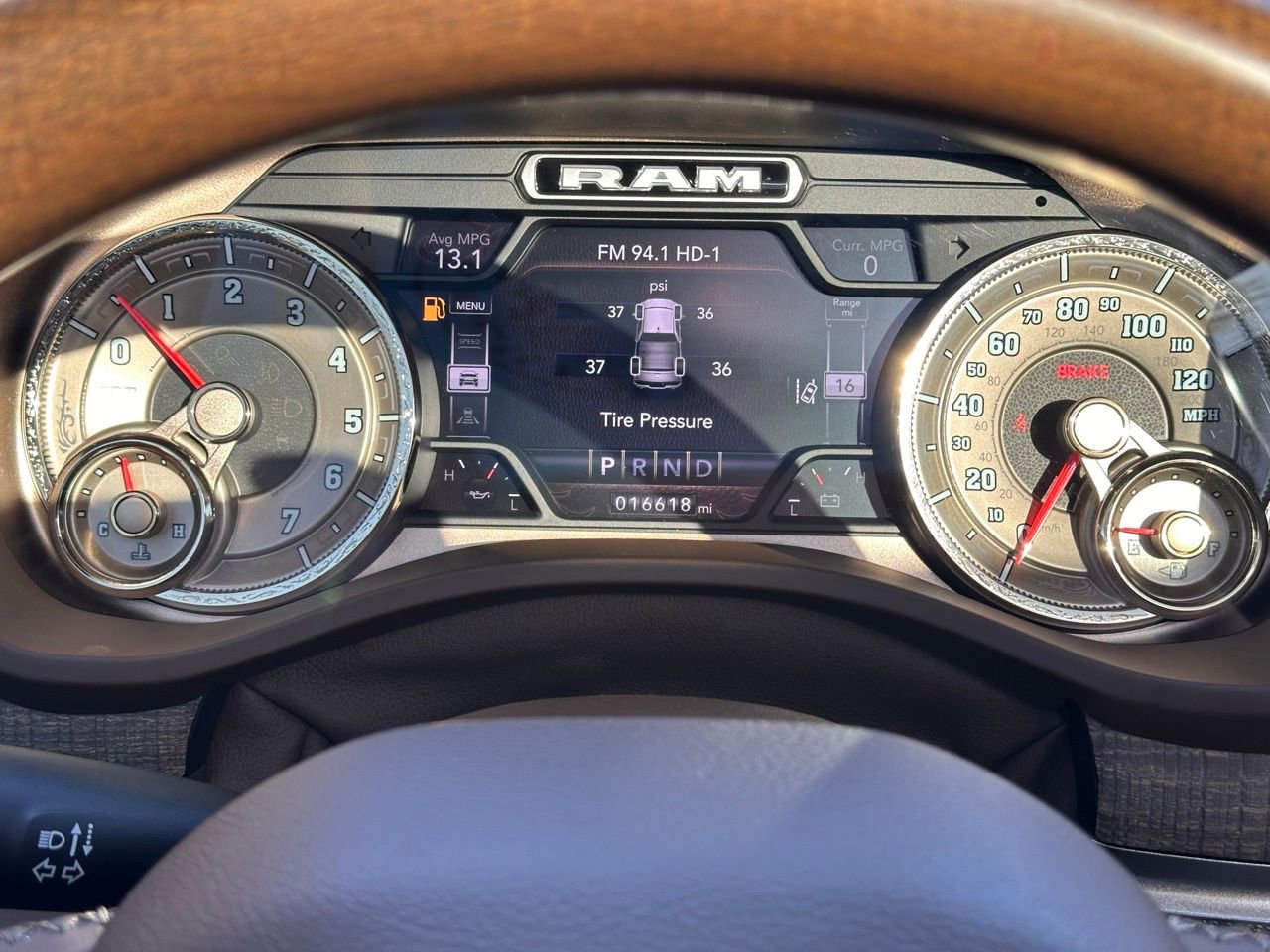 Used 2019 RAM 1500 Limited image 30