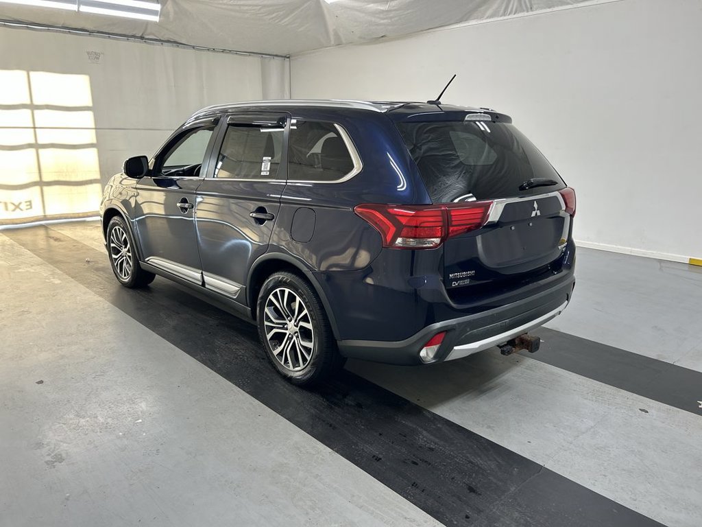 Used 2016 Mitsubishi Outlander GT AWD/4WD image 8