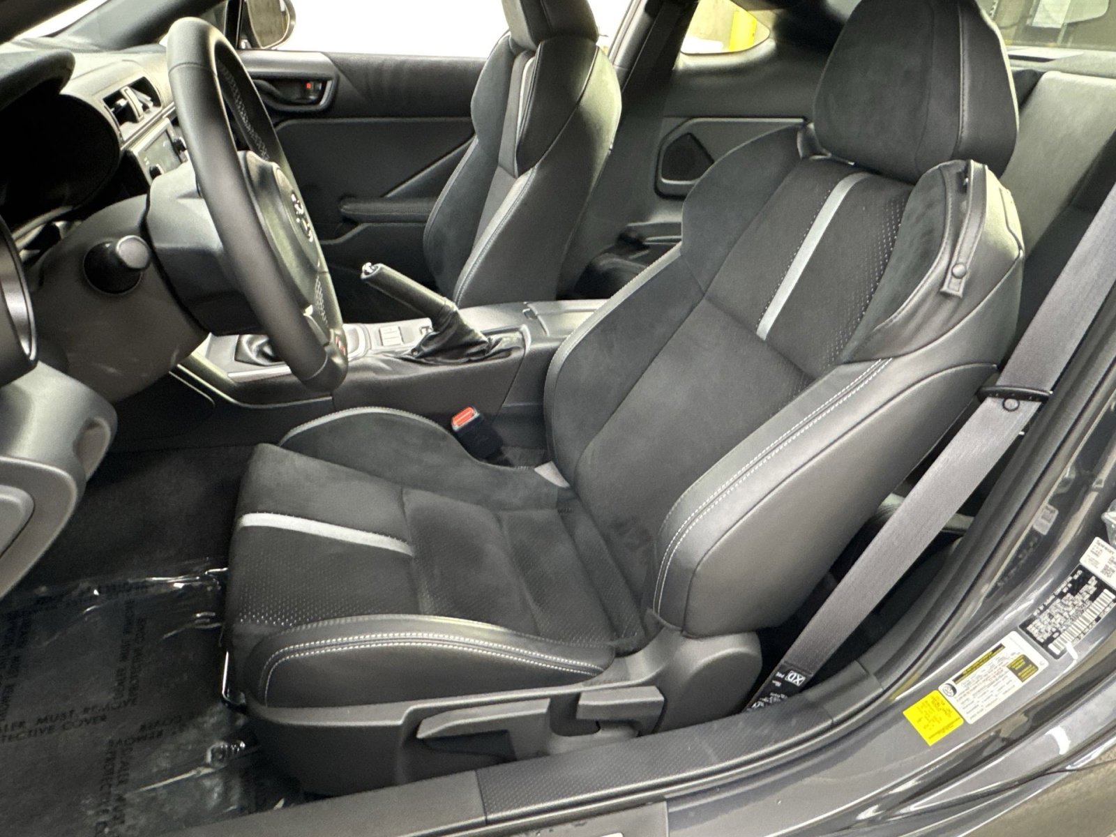 Used 2025 Toyota GR86 Premium w/ Performance Package image 14