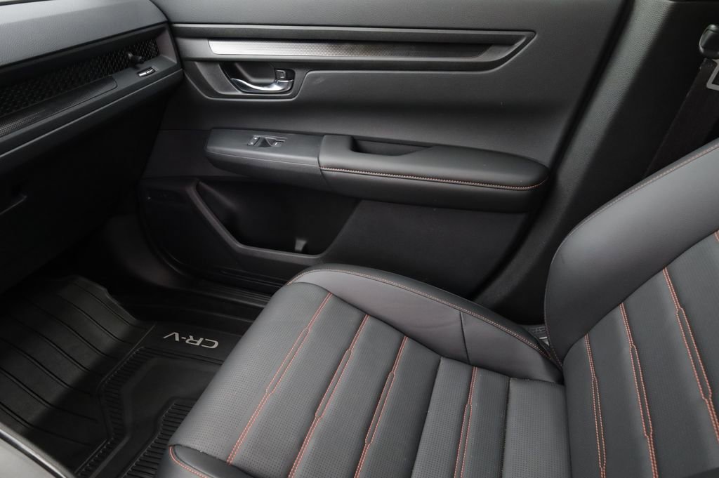 Used 2025 Honda CR-V Sport-L image 12