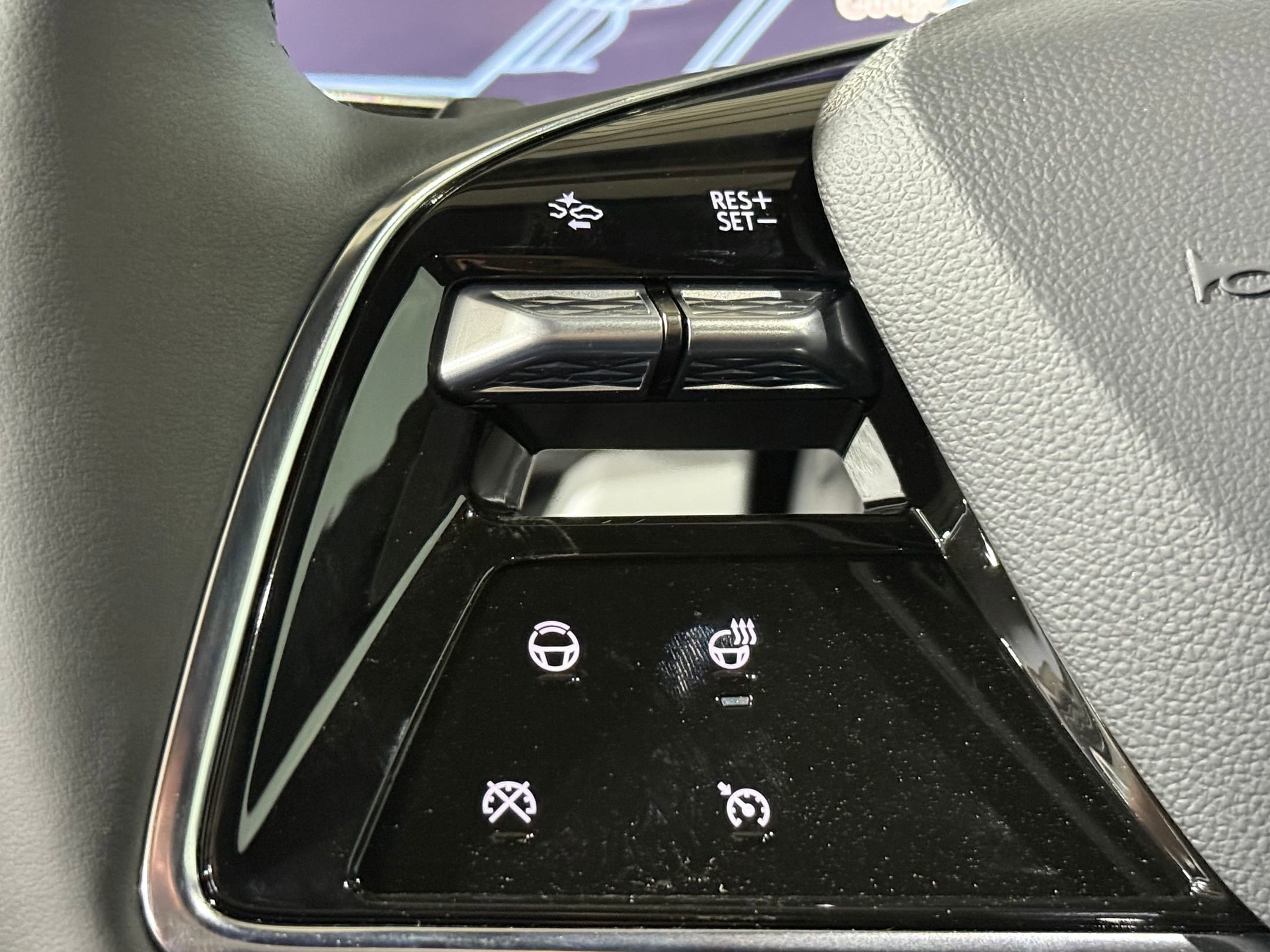 New 2026 Cadillac Optiq Sport 1 image 18