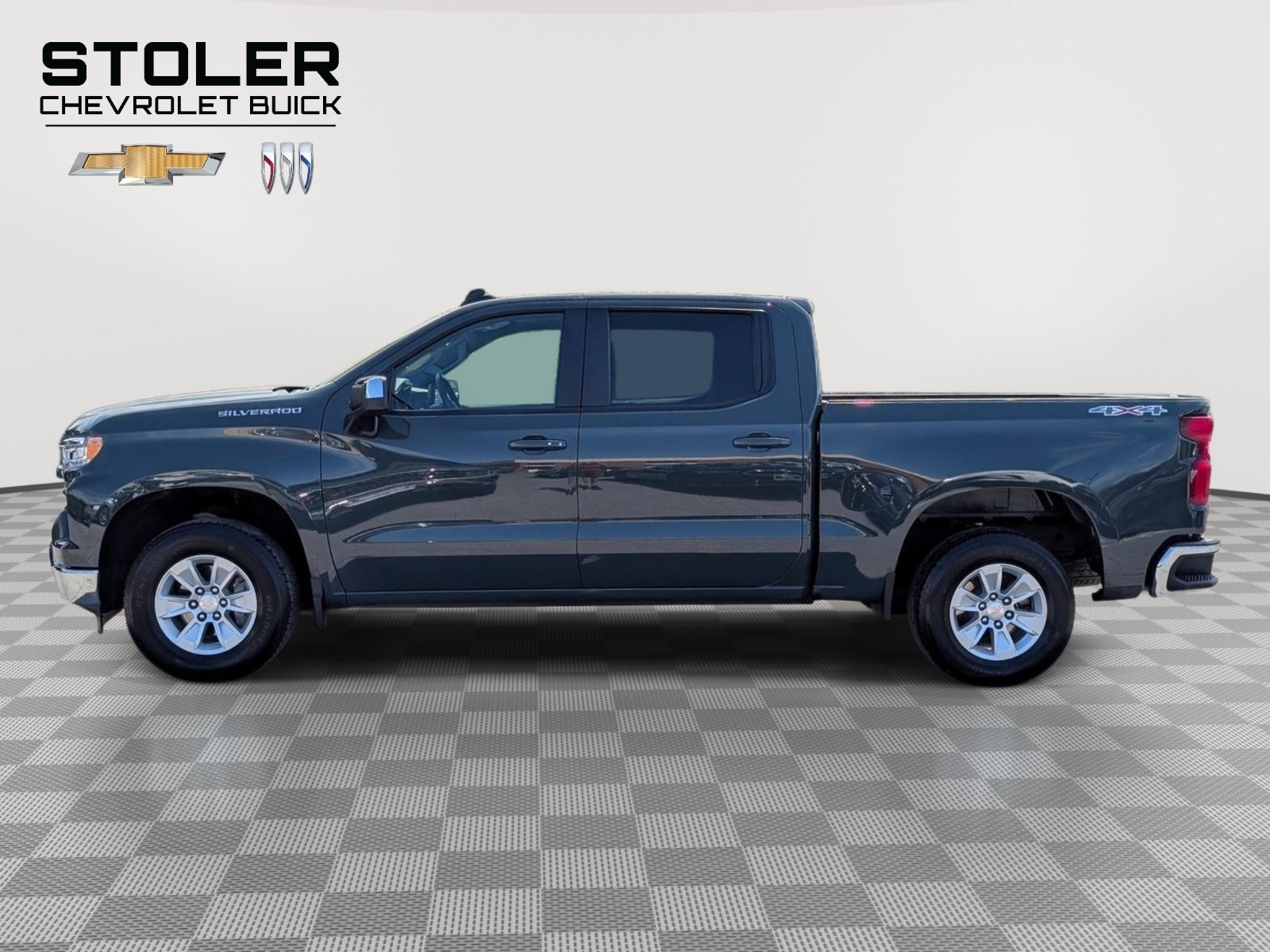 Used 2025 Chevrolet Silverado 1500 LT AWD/4WD image 2