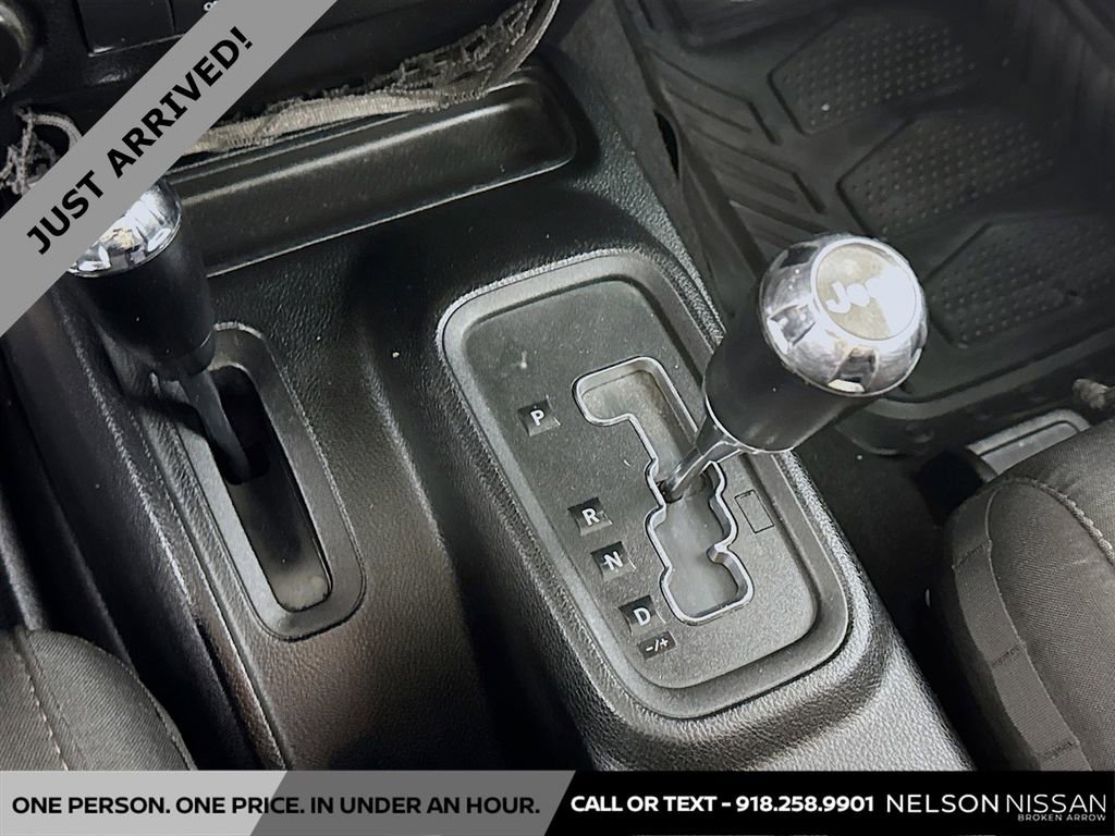 Used 2012 Jeep Wrangler Sport w/ Connectivity Group image 16