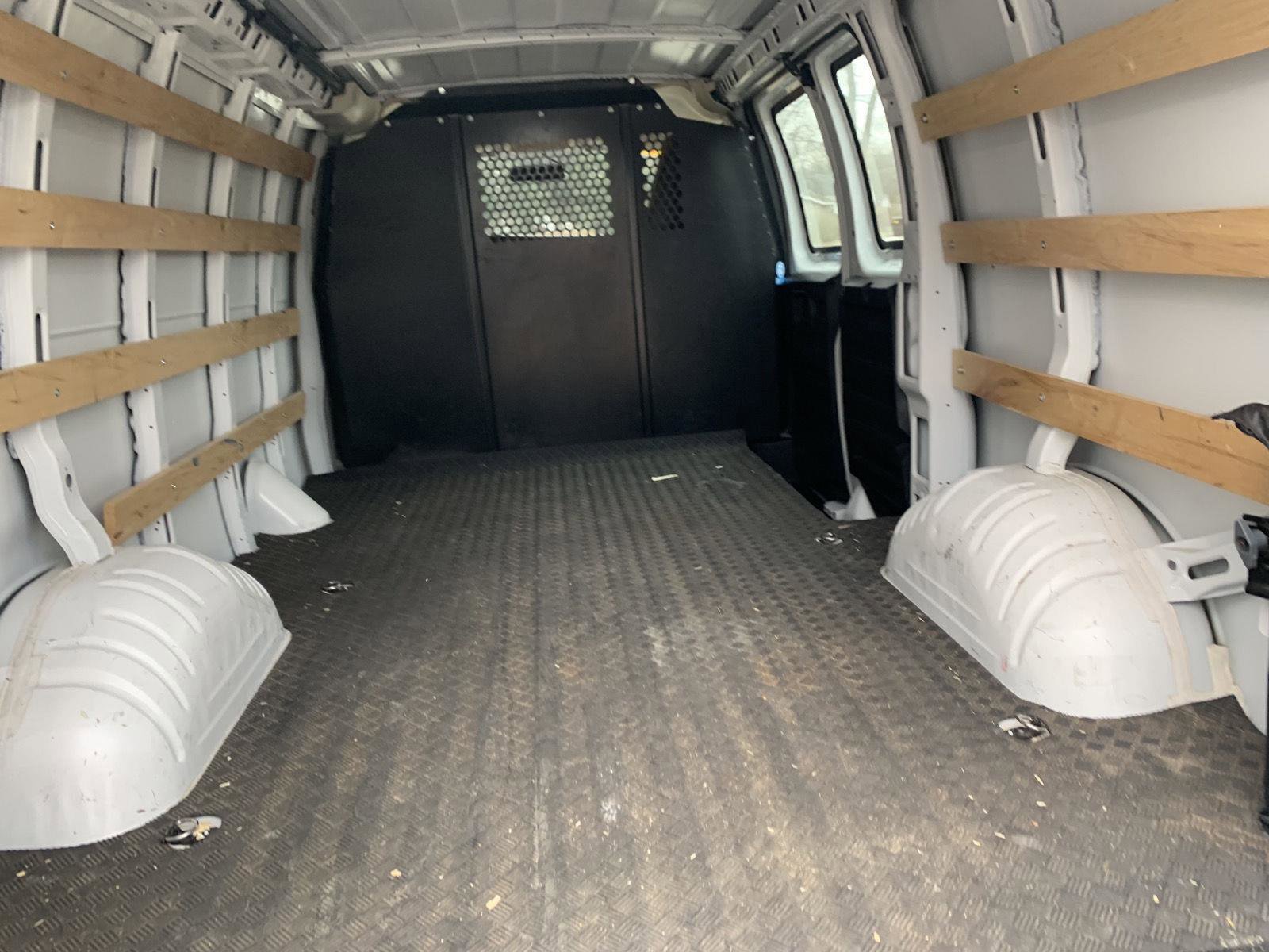 Used 2024 Chevrolet Express 2500 w/ Driver Convenience Package image 20