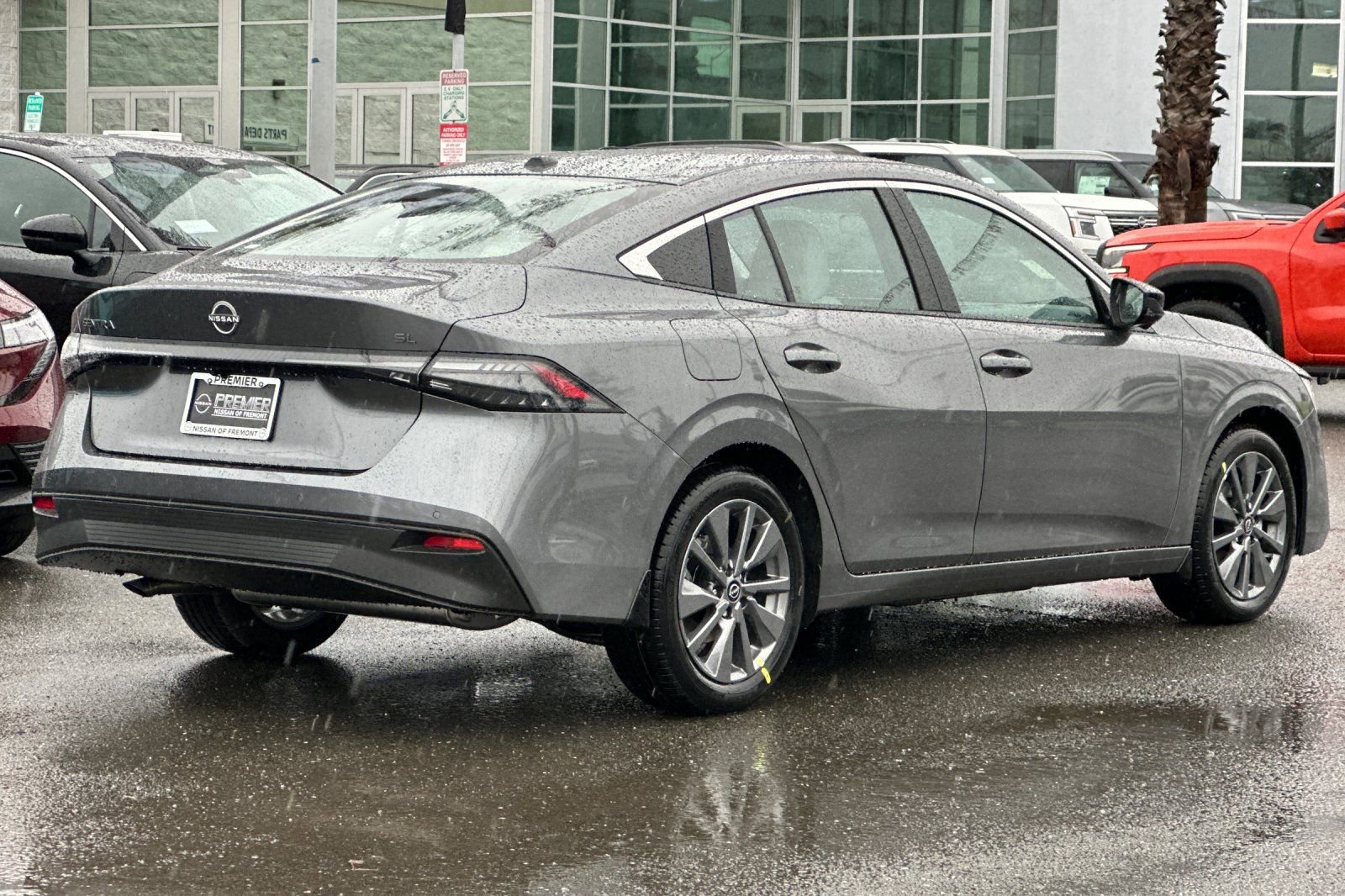 New 2026 Nissan Sentra SL w/ Floor Mat Package image 4