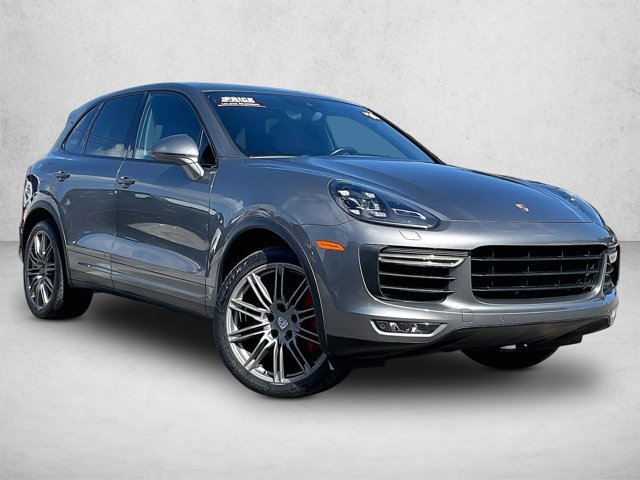 Used 2016 Porsche Cayenne Turbo AWD/4WD image 12