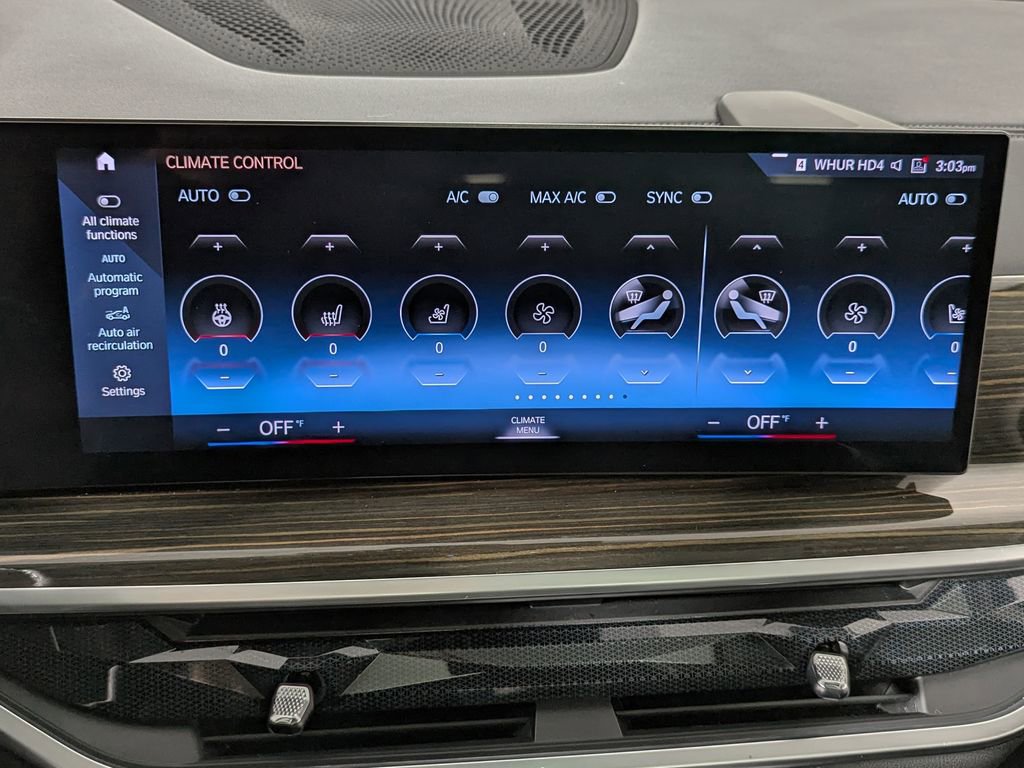 Used 2023 BMW X7 xDrive40i image 22