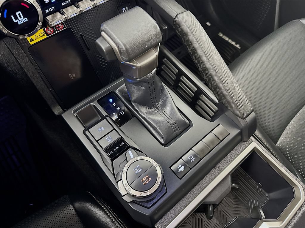 Certified 2025 Toyota Tacoma Limited AWD/4WD image 19