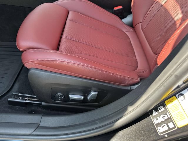 Used 2022 BMW 330i xDrive Sedan w/ Premium Package 2 AWD/4WD image 26