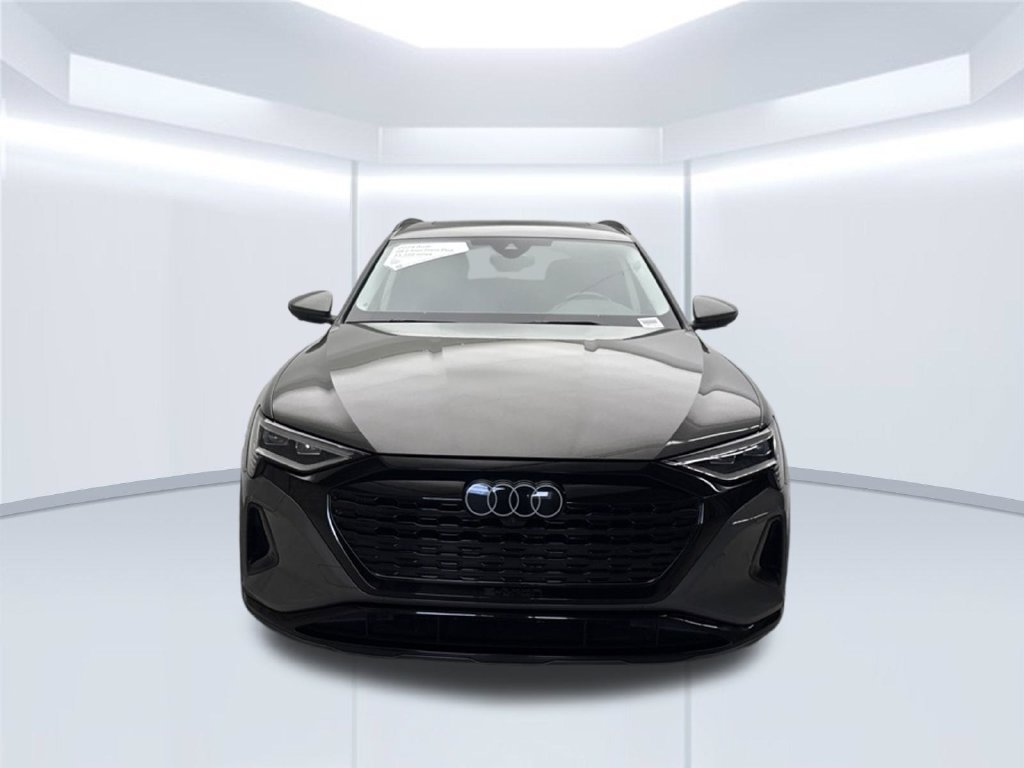 Used 2024 Audi Q8 e-tron Premium Plus AWD/4WD image 12
