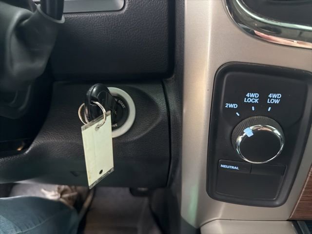 Used 2014 RAM 2500 Laramie w/ Black Appearance Group image 24