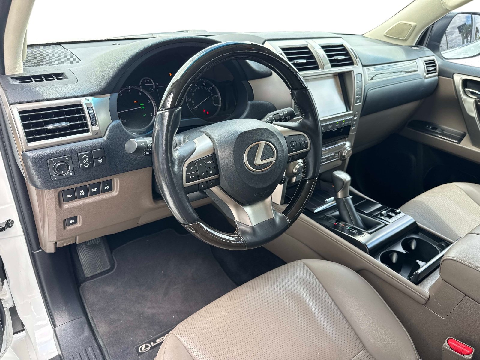 Used 2021 Lexus GX 460 Premium AWD/4WD image 22