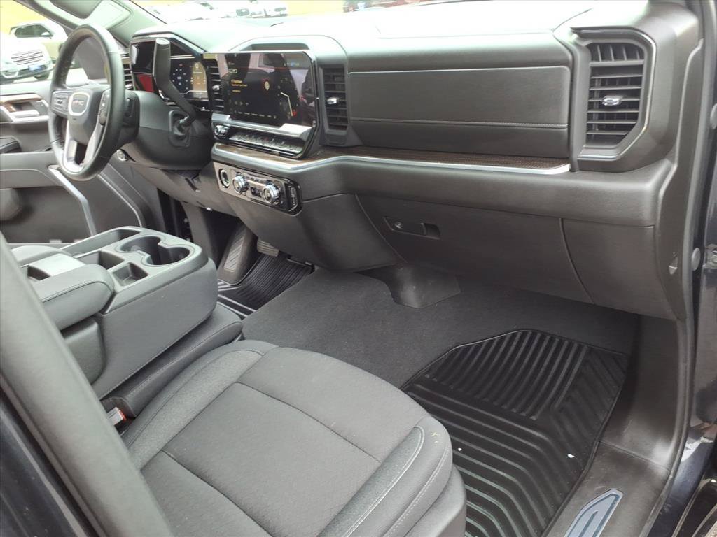 Used 2024 GMC Sierra 1500 Elevation AWD/4WD image 17