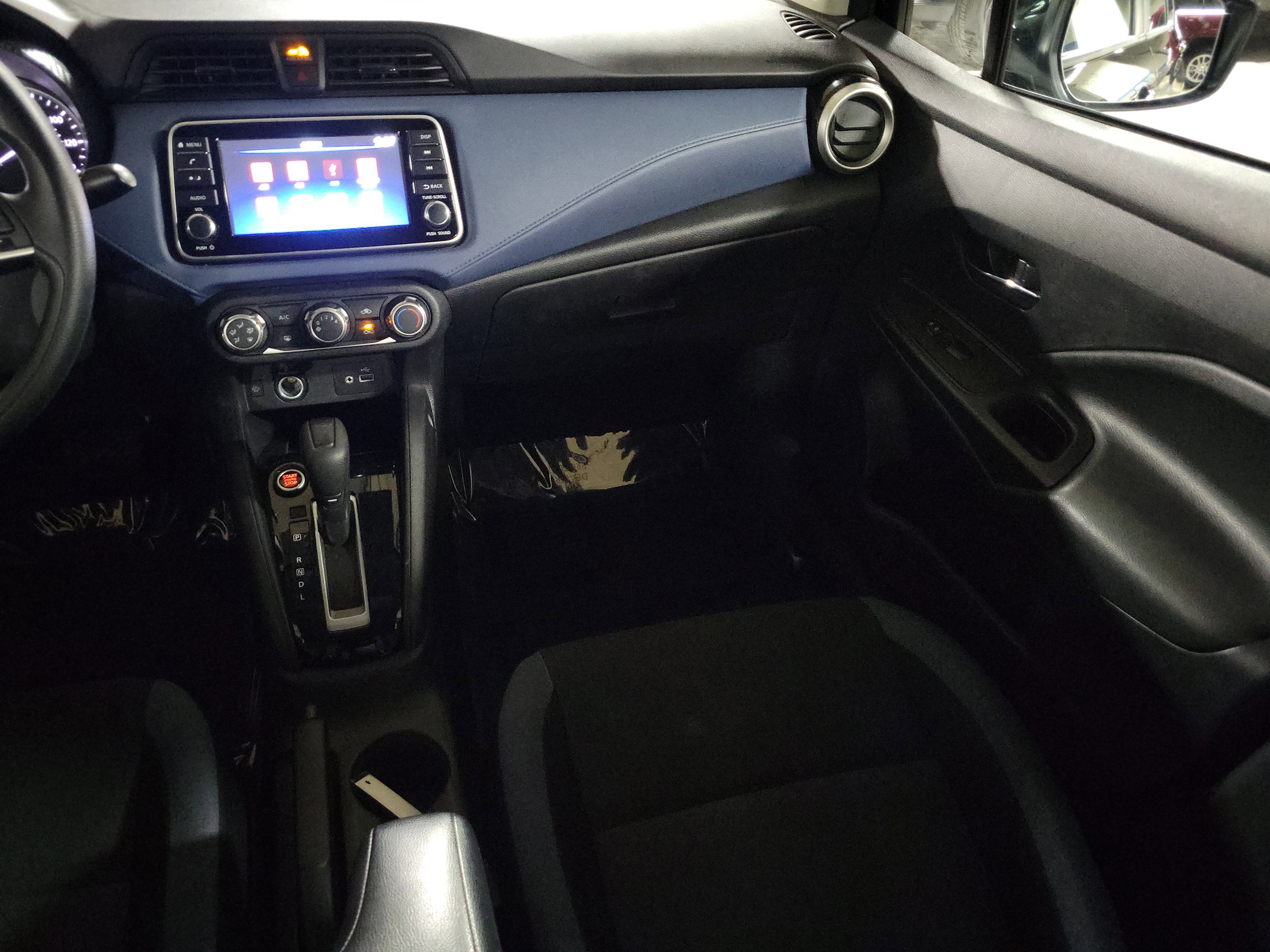 Used 2023 Nissan Versa SV image 13