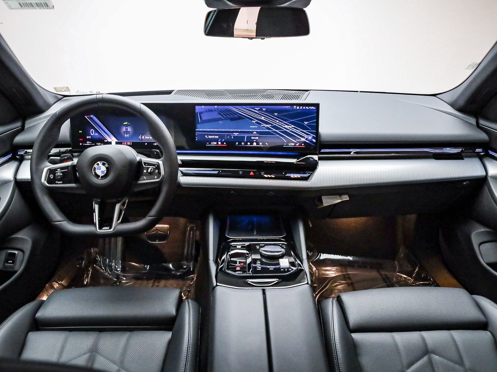 Used 2026 BMW 530i w/ M Sport Package image 13