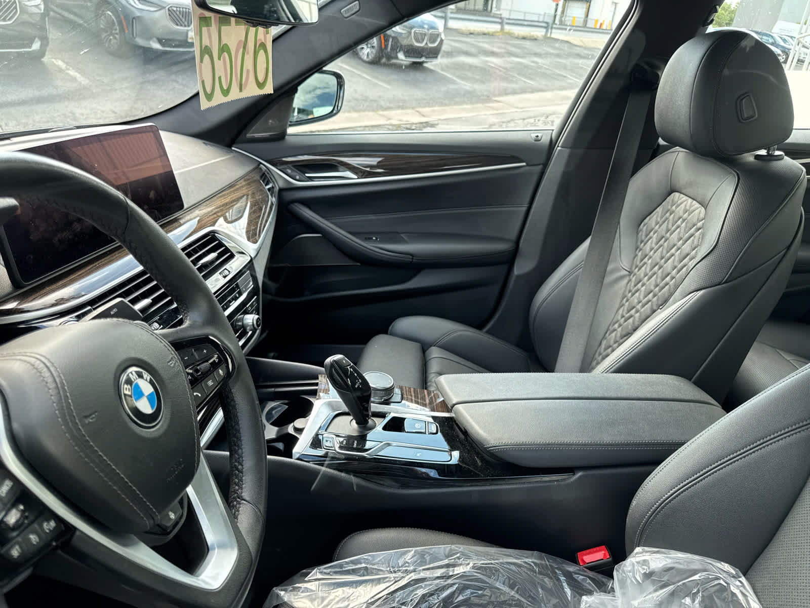 Used 2023 BMW 530i xDrive w/ Premium Package AWD/4WD image 21