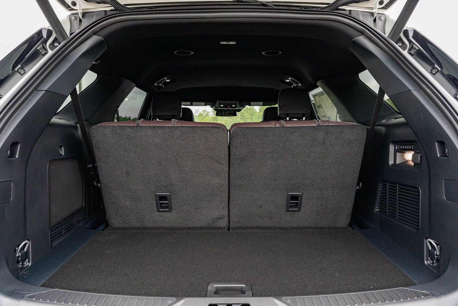New 2027 Ford Explorer Platinum w/ LUX Leather Package AWD/4WD image 11