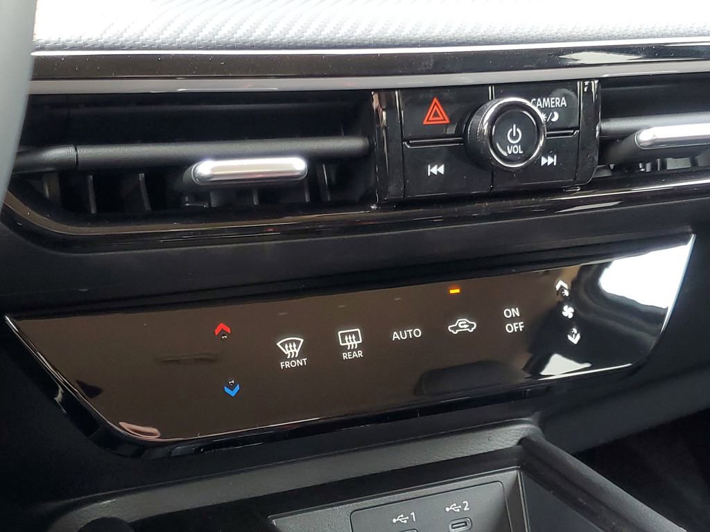 New 2025 Nissan Kicks SR AWD/4WD image 21