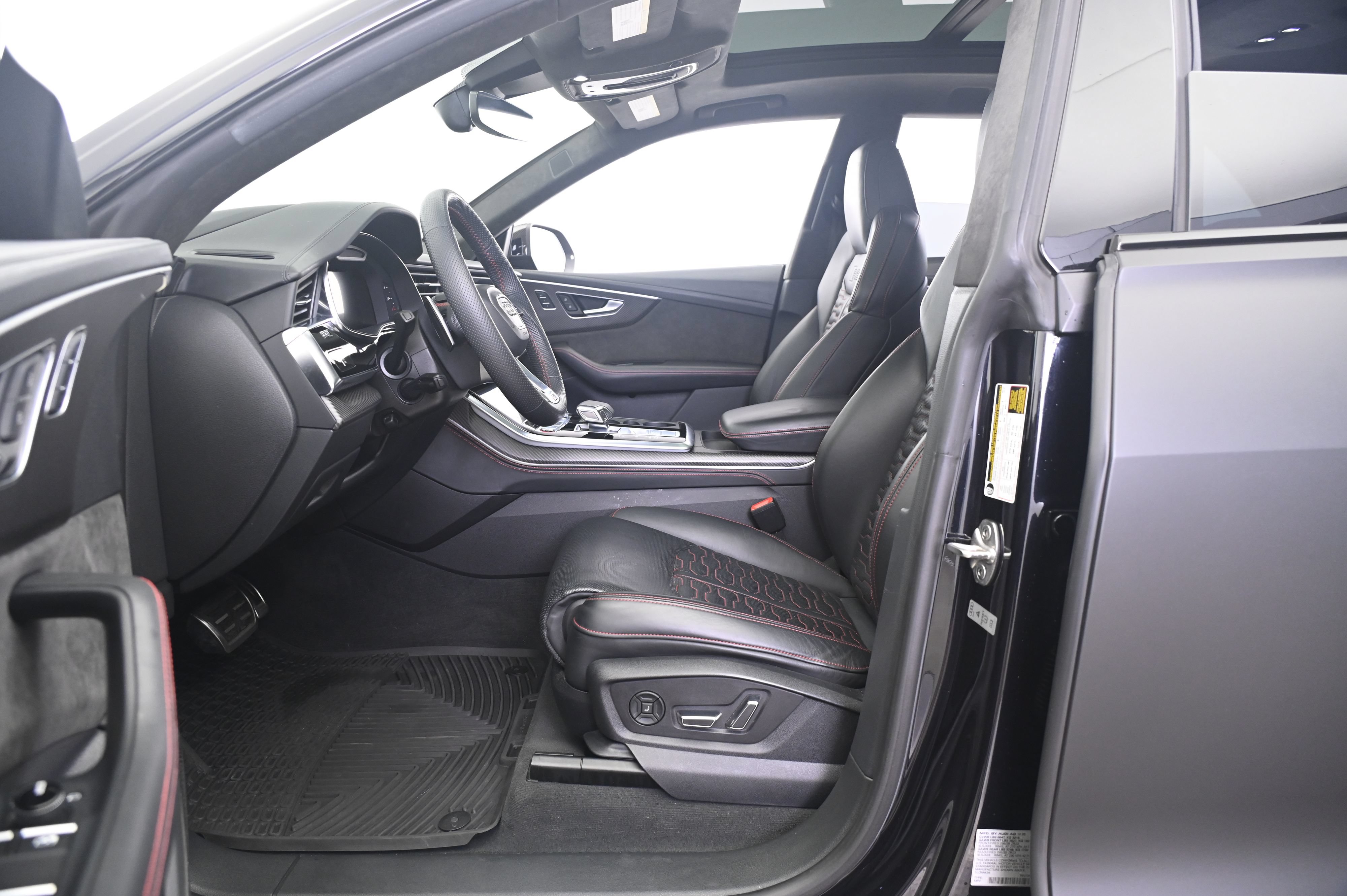 Used 2021 Audi RS Q8 AWD/4WD image 30