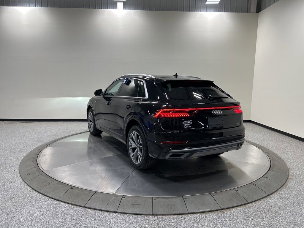 Used 2023 Audi Q8 Premium Plus AWD/4WD image 9
