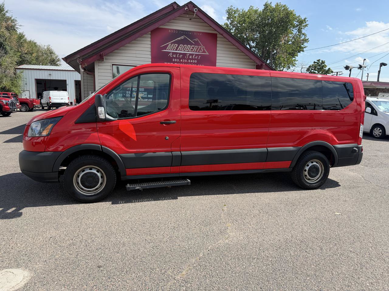 Used 2017 Ford Transit 350 XL RWD image 2
