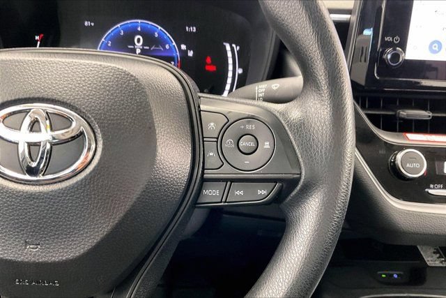 Used 2026 Toyota Corolla LE w/ LE Premium Package FWD image 22