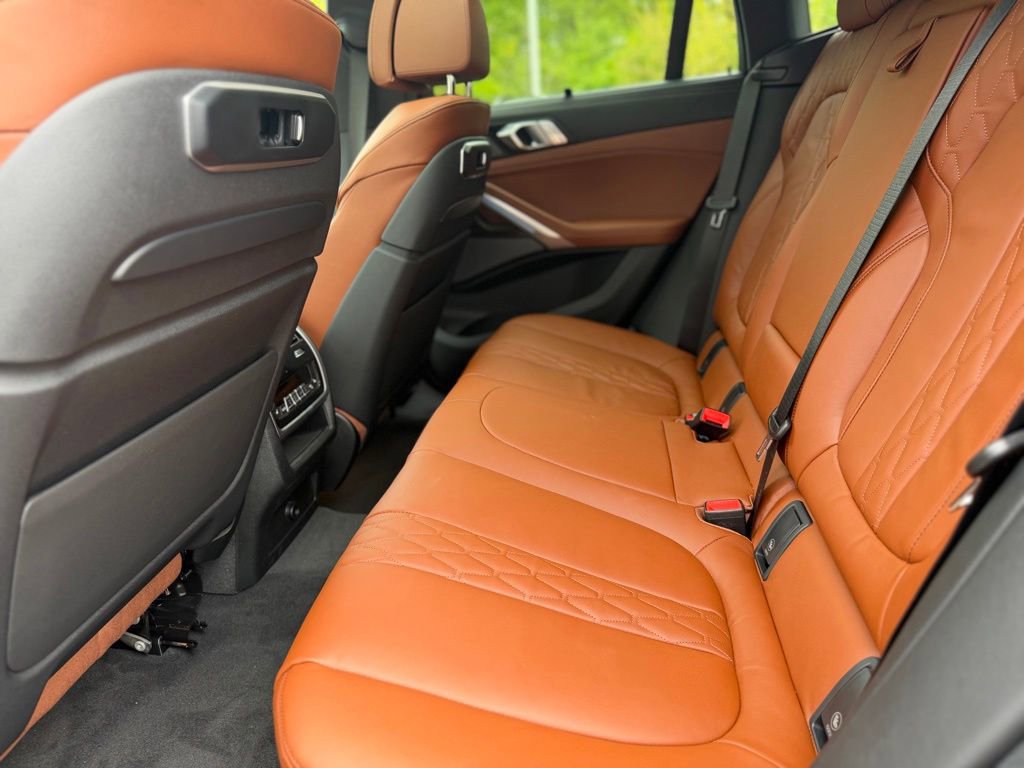 New 2027 BMW X6 xDrive40i AWD/4WD image 21