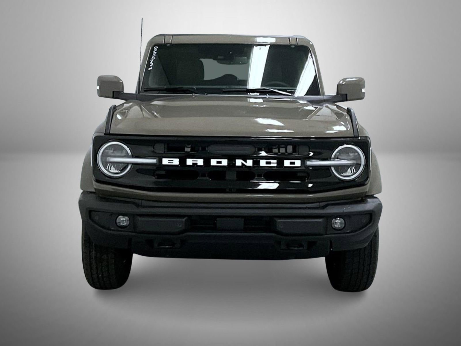 New 2025 Ford Bronco Outer Banks image 2
