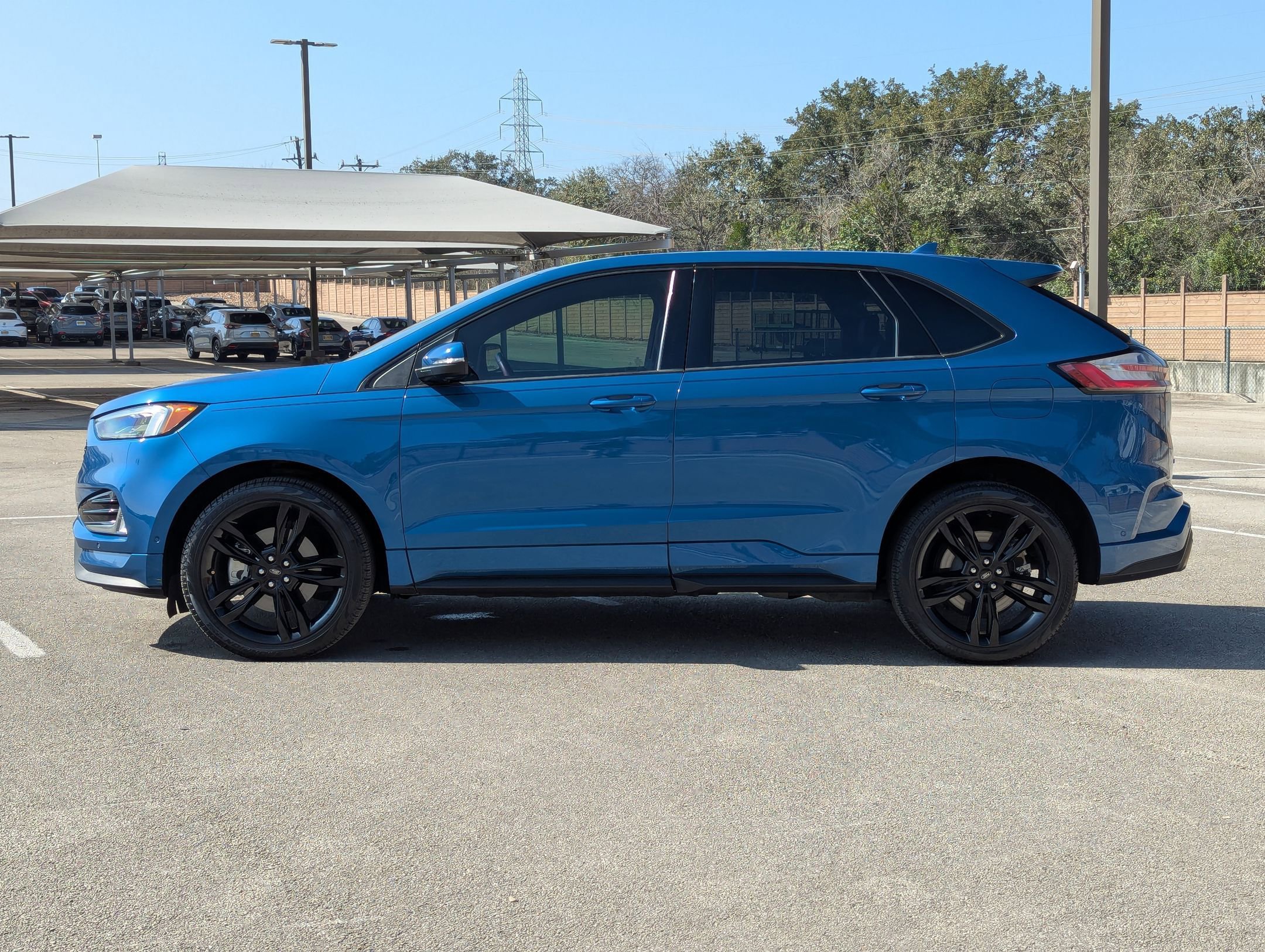 Used 2019 Ford Edge ST w/ Equipment Group 401A image 7