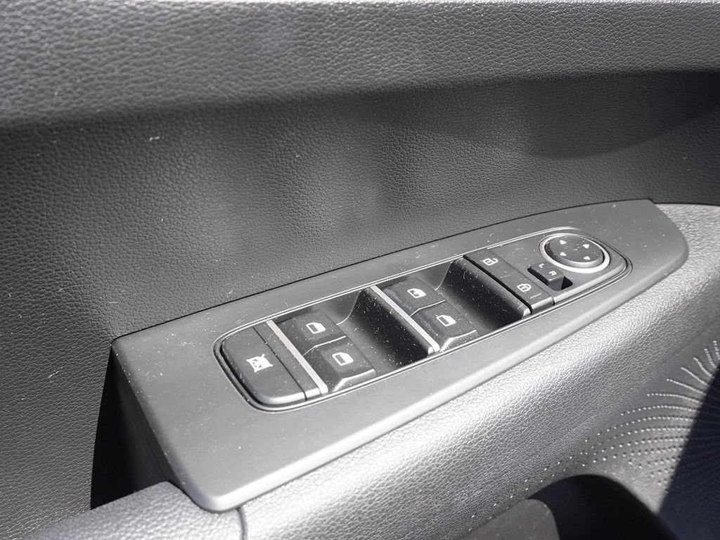 Used 2023 Kia Forte LXS w/ LXS Technology Package FWD image 34