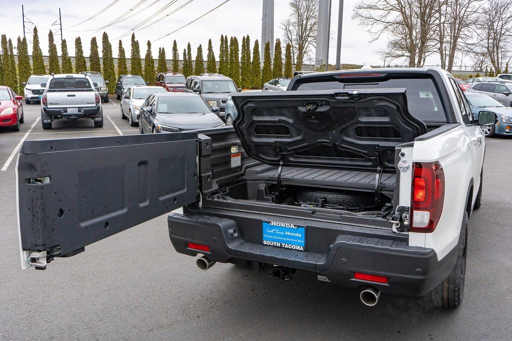 New 2026 Honda Ridgeline Black Edition image 12
