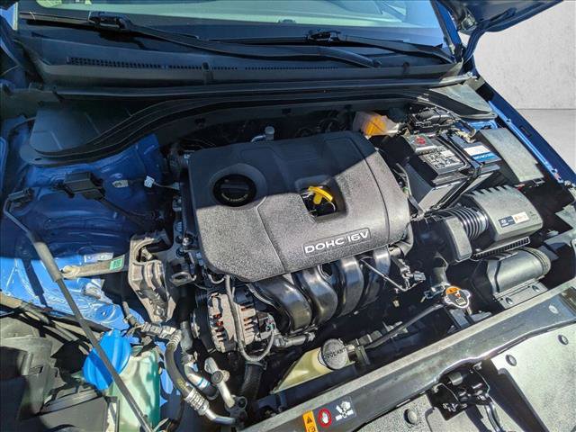 Used 2017 Hyundai Elantra SE image 23