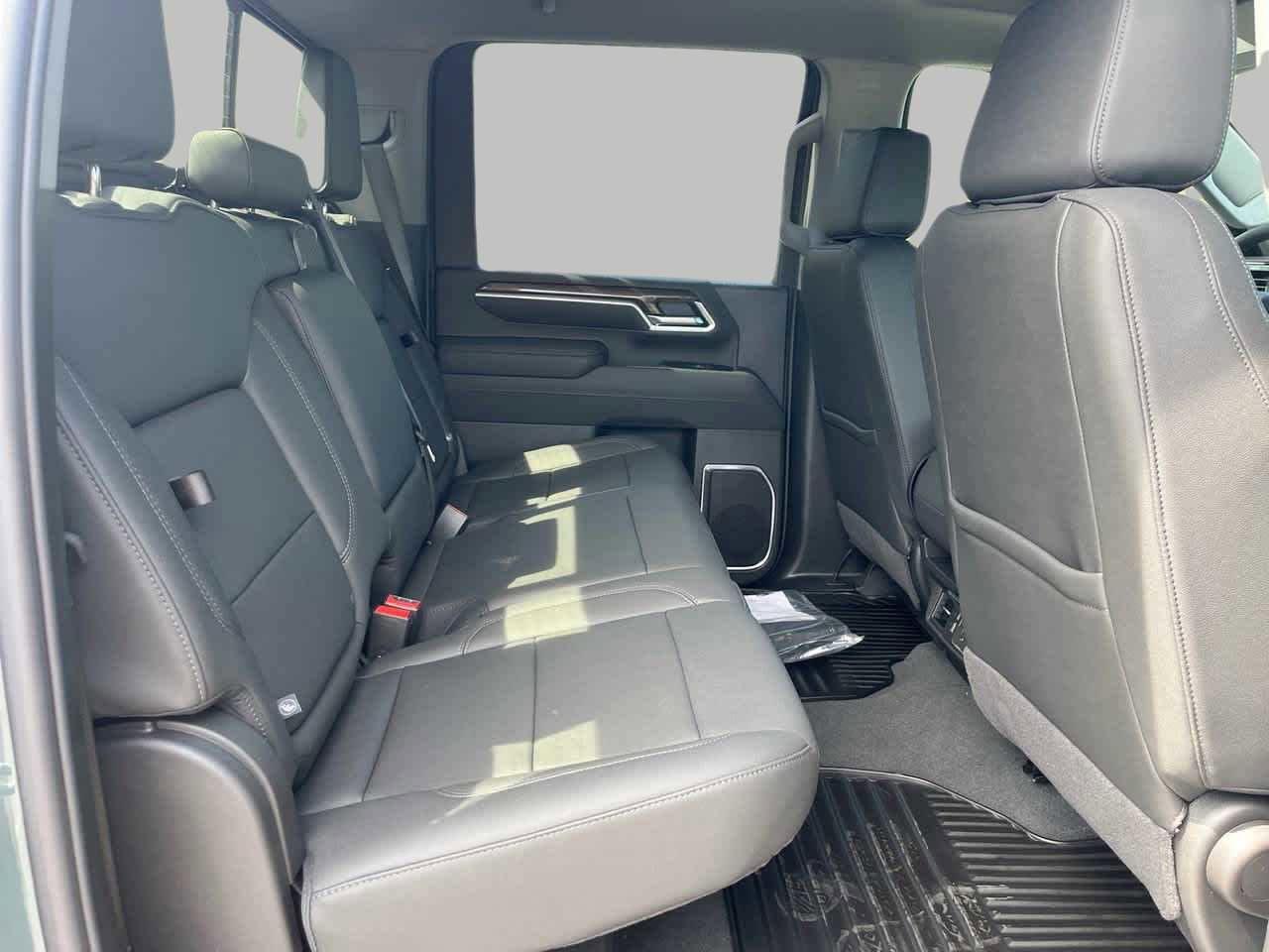 New 2026 Chevrolet Silverado 3500 LT w/ All Star Edition image 15