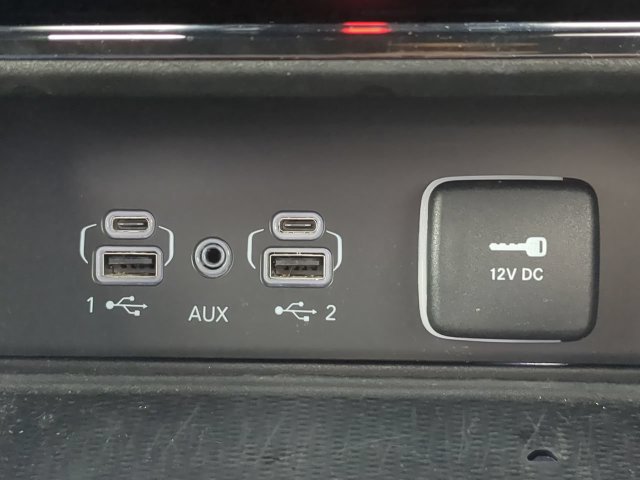 Used 2023 Jeep Grand Cherokee Altitude AWD/4WD image 26