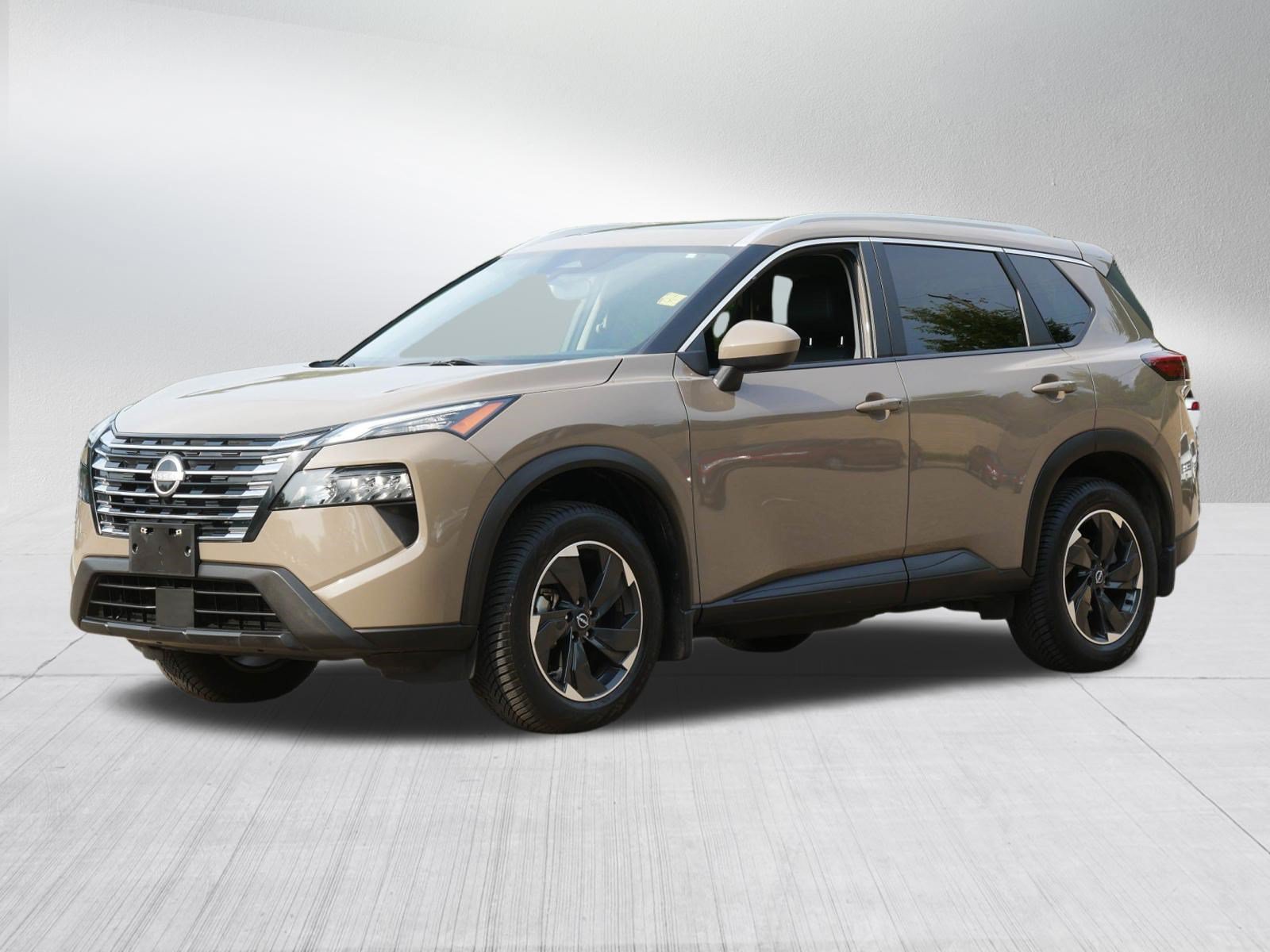 Certified 2024 Nissan Rogue SV w/ SV Premium Package AWD/4WD image 3