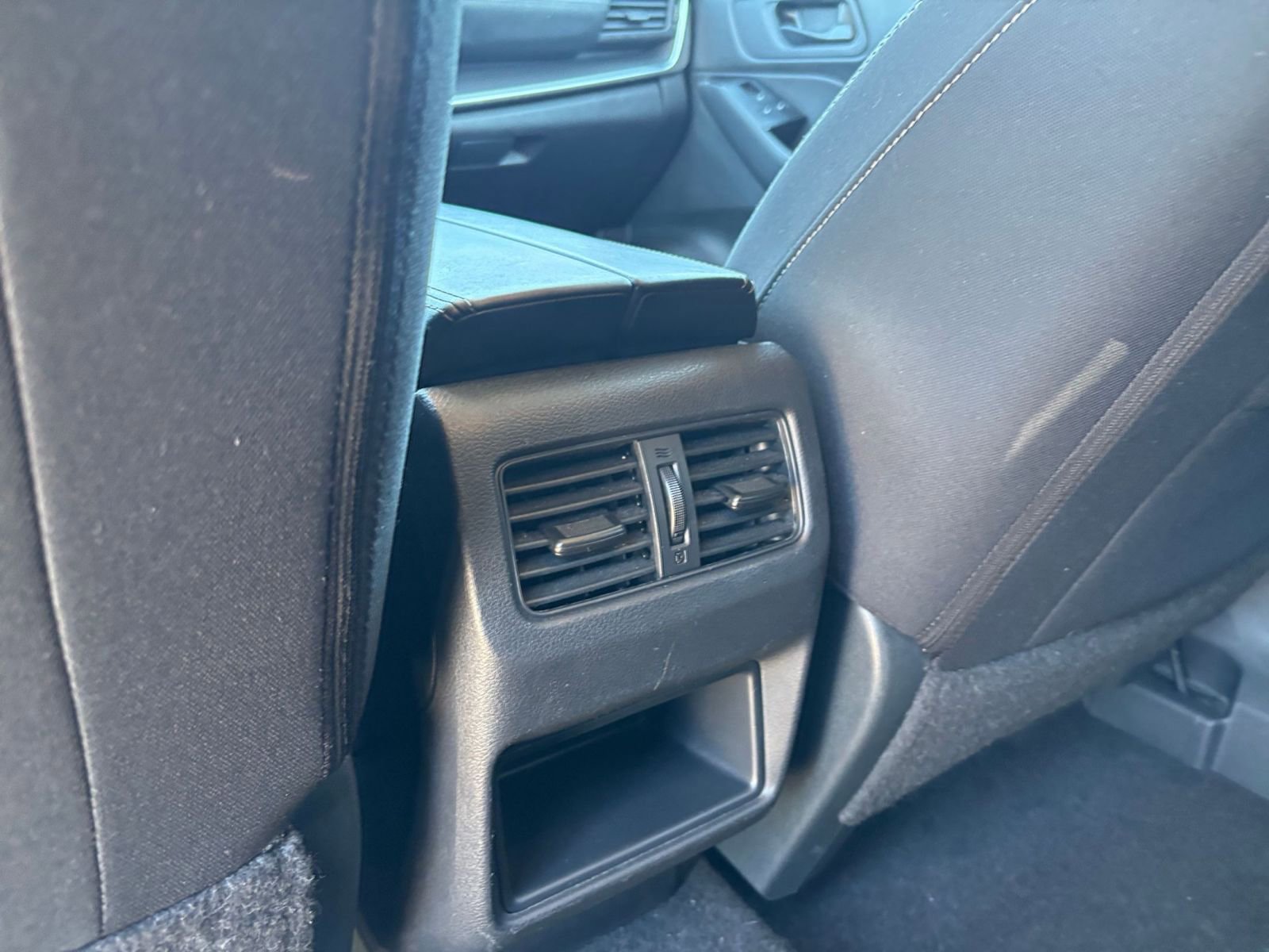 Used 2024 Nissan Rogue S AWD/4WD image 22