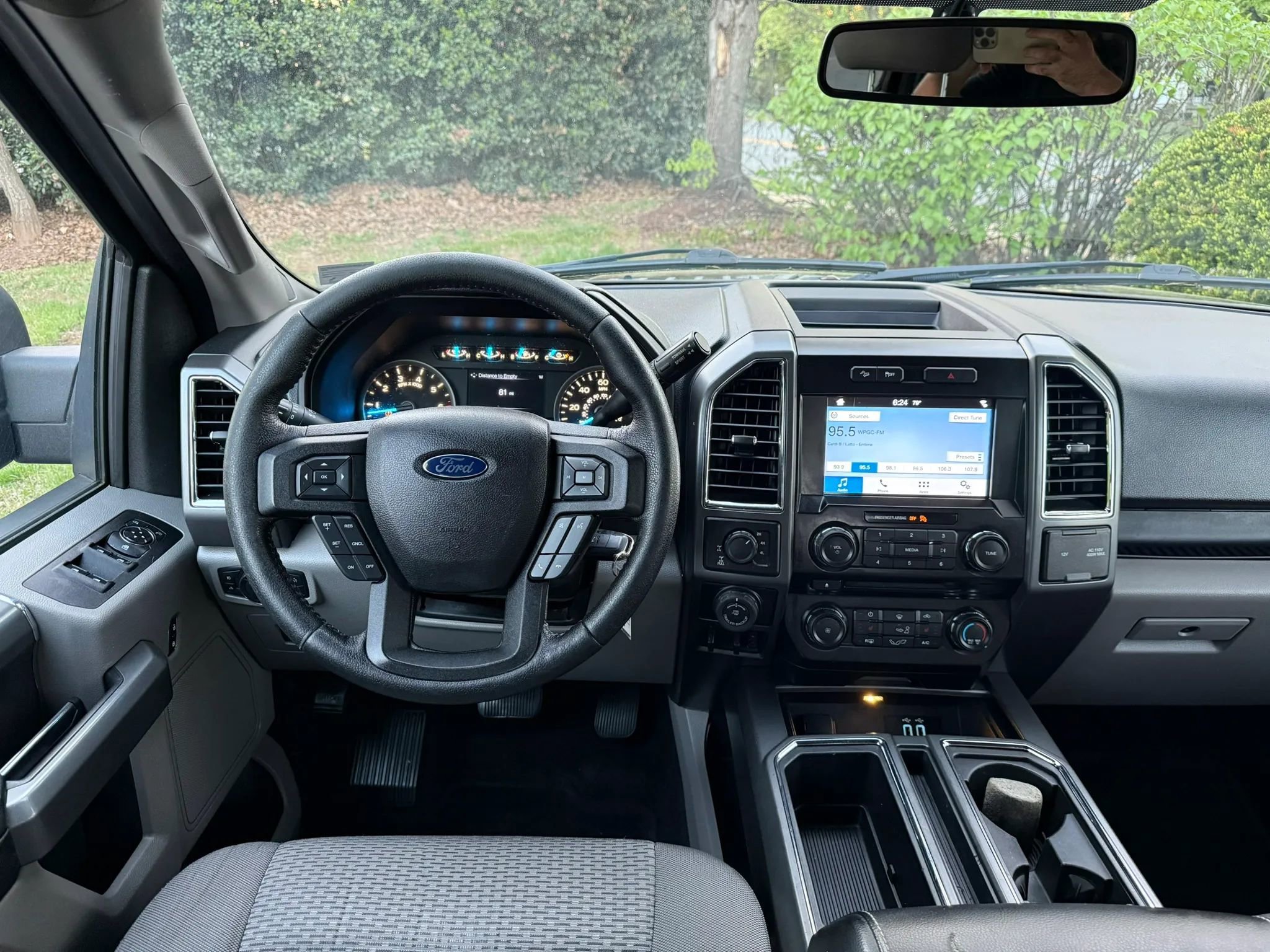 Used 2016 Ford F150 XLT w/ Equipment Group 302A Luxury image 8