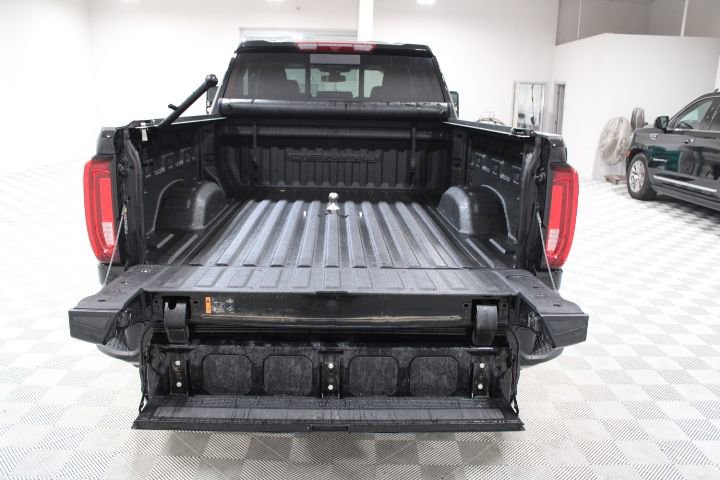 Certified 2022 GMC Sierra 3500 Denali image 16